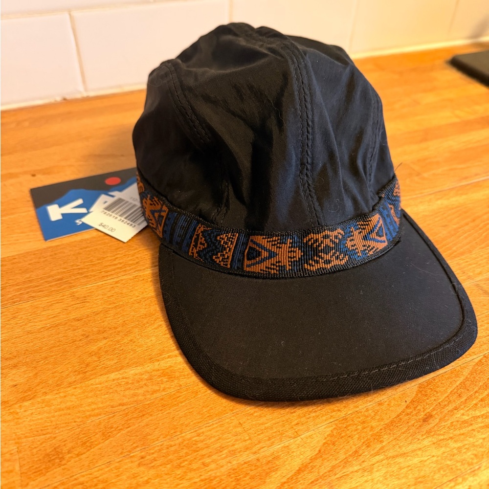 KAVU Synthetic Strapcap in Blackout